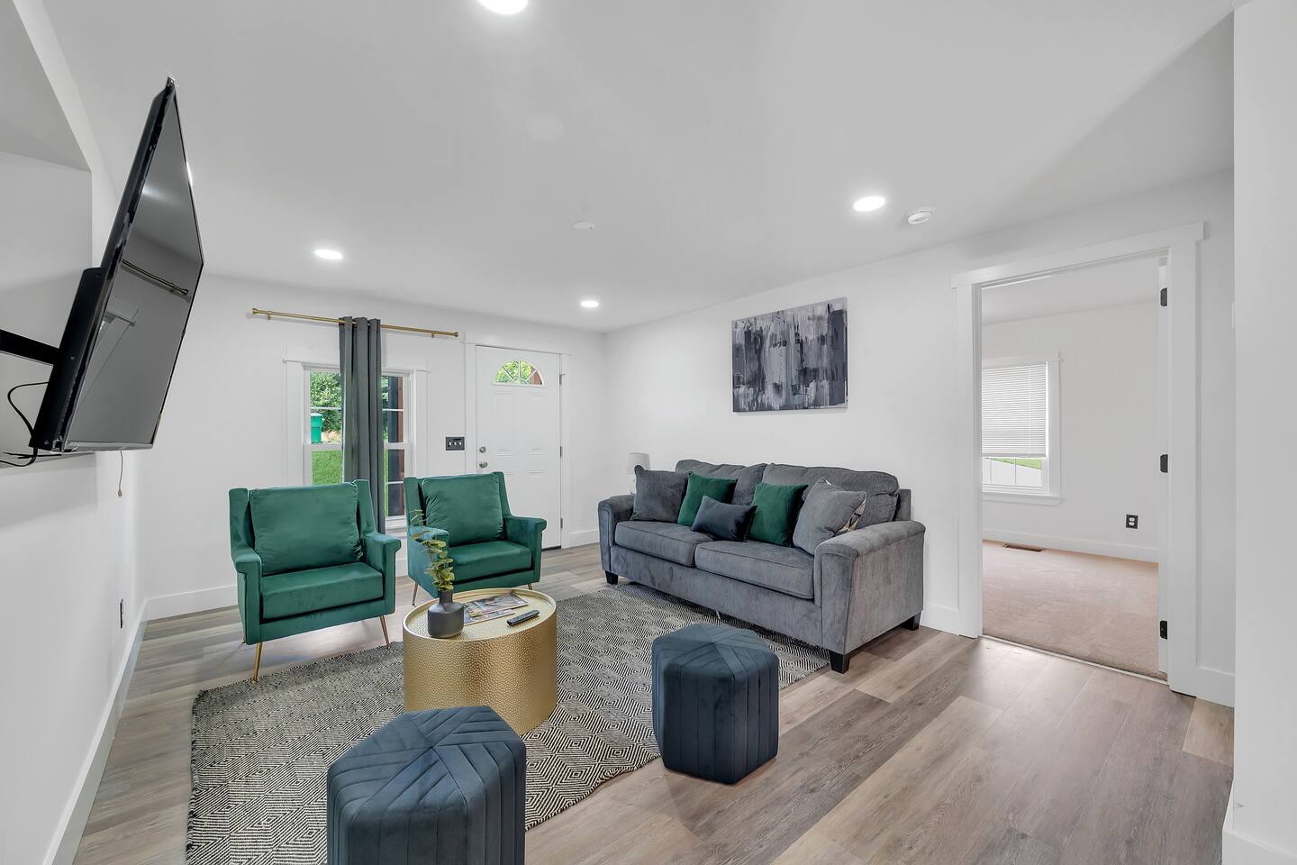 City Chic: Your Ideal Stay