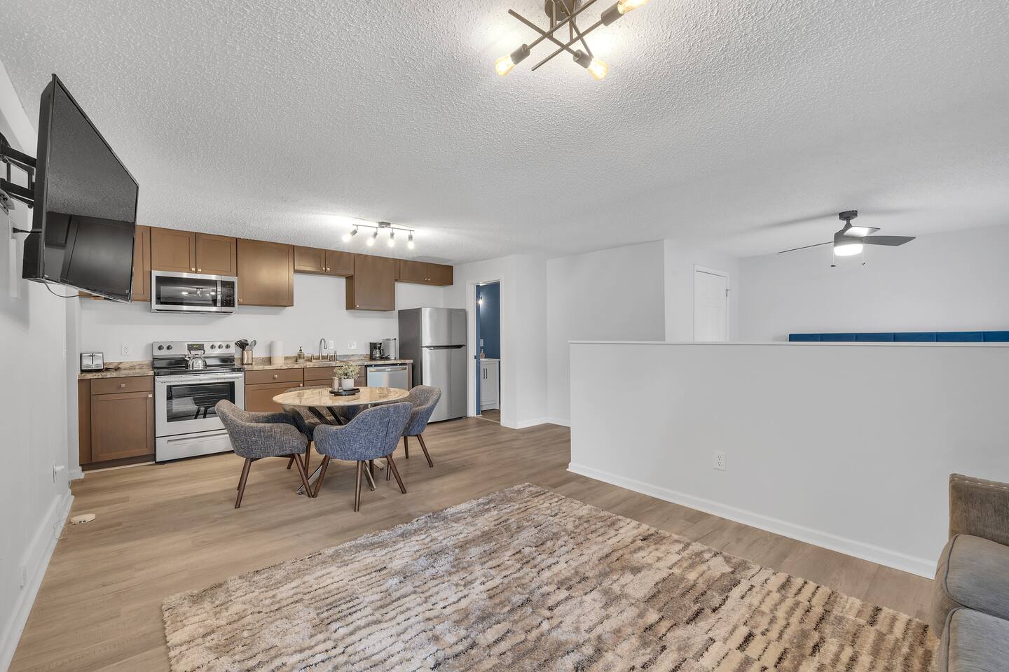 Brand new immaculate guest suite