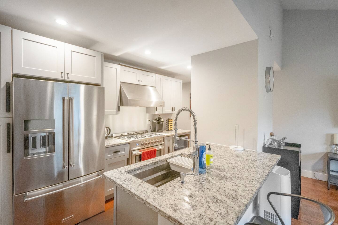 Abbott Park 5 minutes to South End - 3 BR