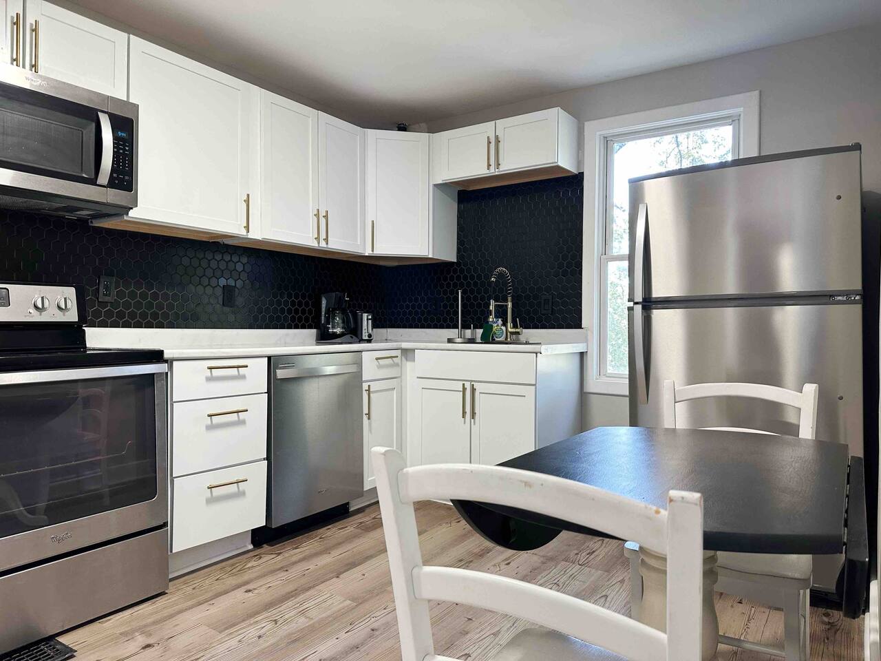 Rotherwood Roost / 2BR/1BA Apartment near UE photo 3