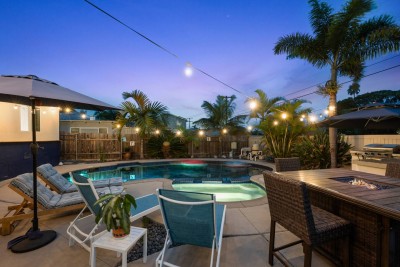 Group Getaway near Beach—Pool, Hot Tub, Sauna, Gym photo 4
