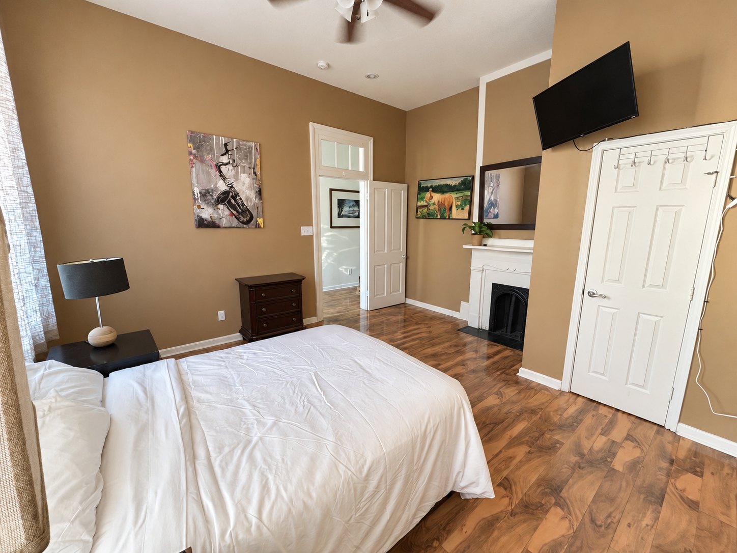 Mid-City Home 2BR + BONUS ROOM | Free Parking