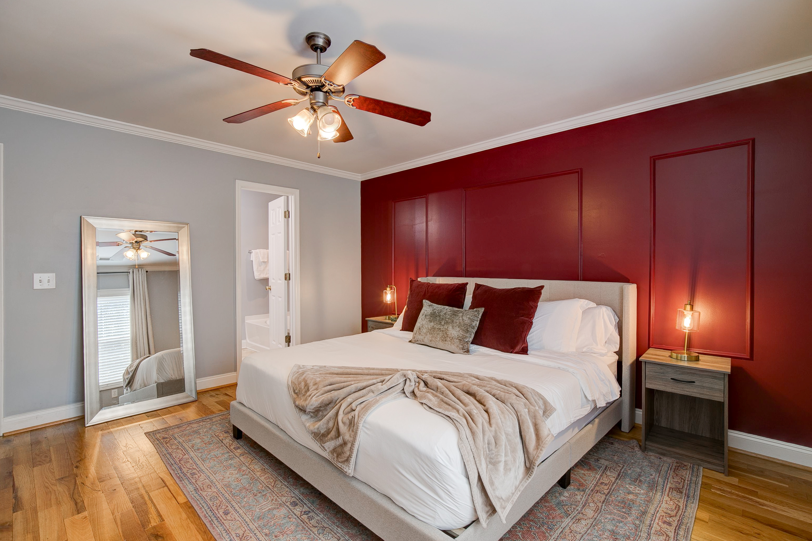 *Close to Everything* Minutes to USC & Ft. Jackson