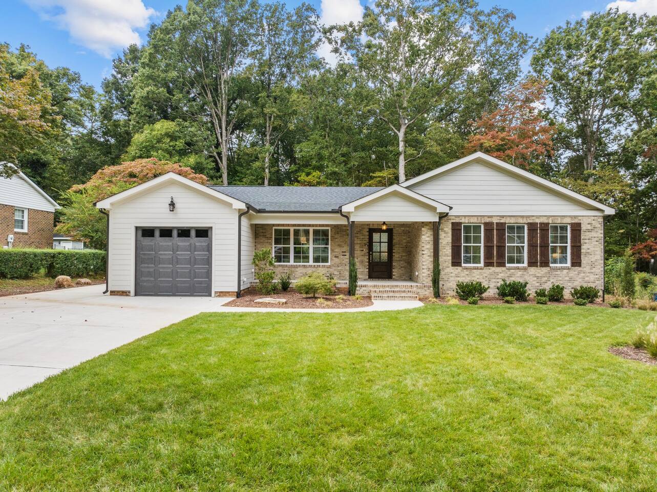 Stunning Home, Conveniently Located in Raleigh