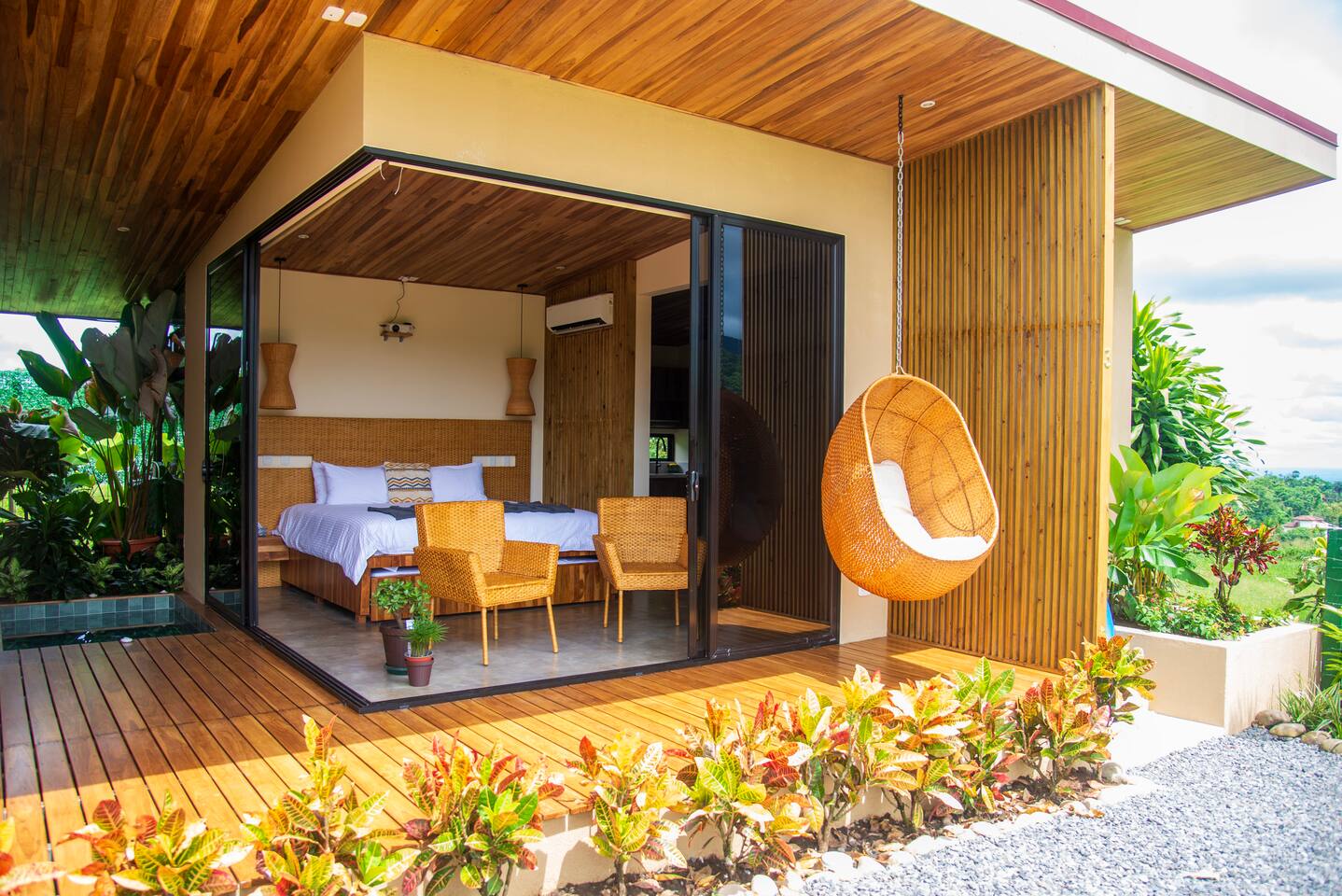 Scenic Volcano Villa w/ Hot Tub