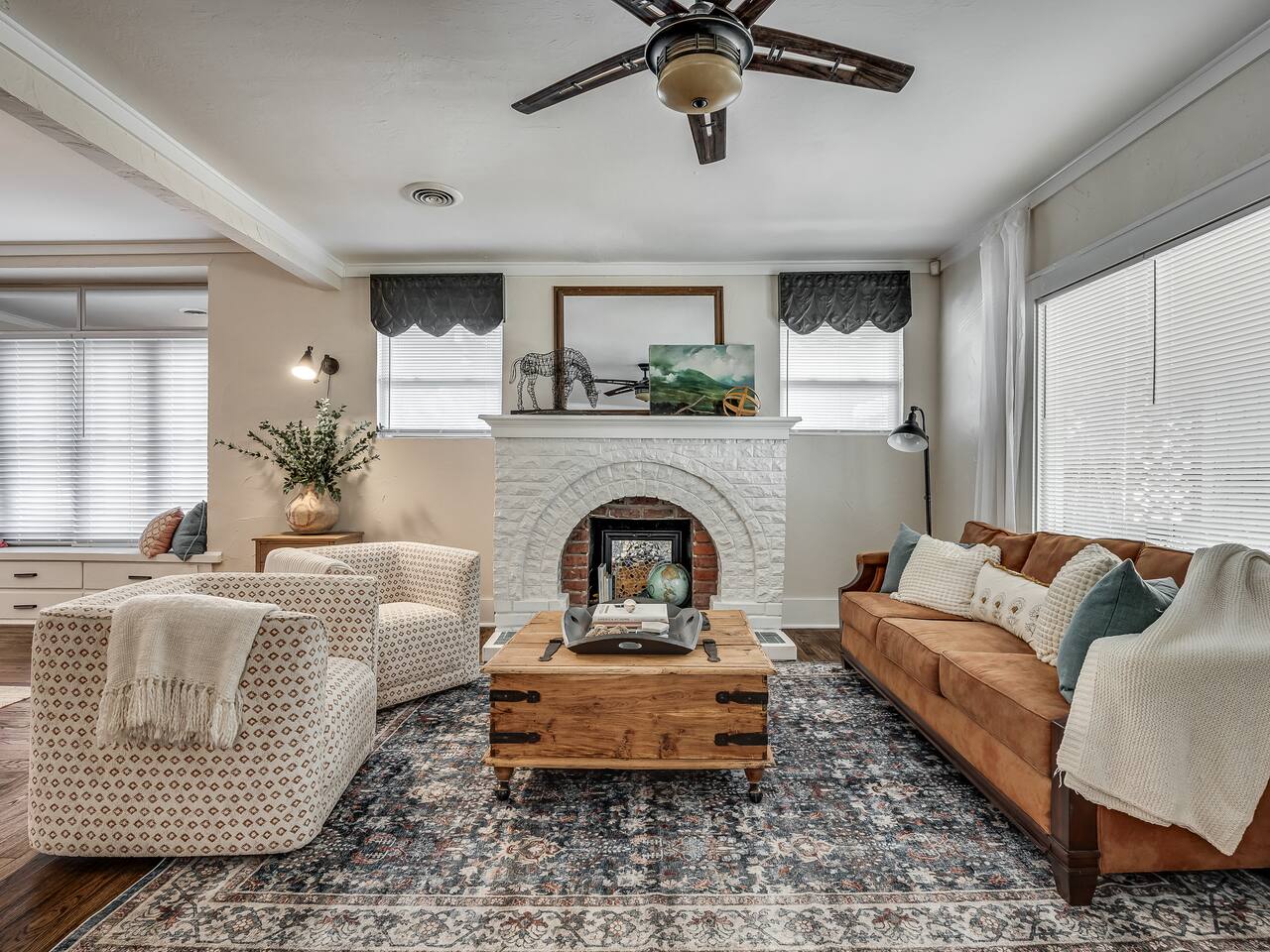 Casa del Paseo | 3 Br Charmer