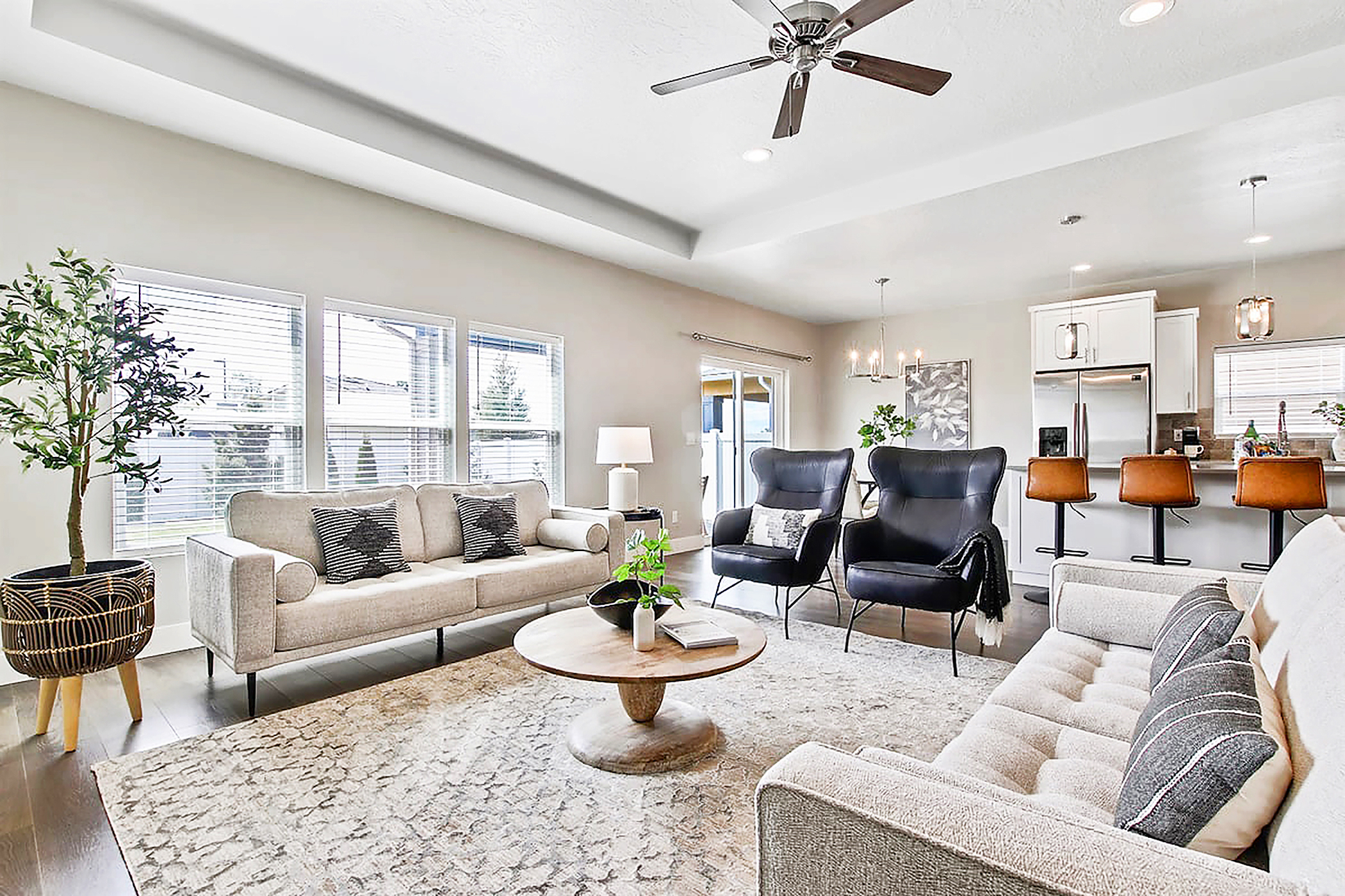 Voted Top 10% Spotless Spacious Prime Location