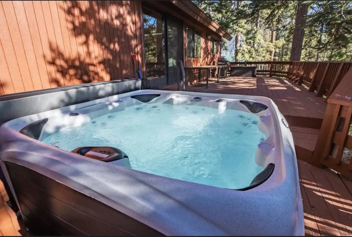 Luna Cabin - 5BR Hot Tub A/C Game Room EV Charger