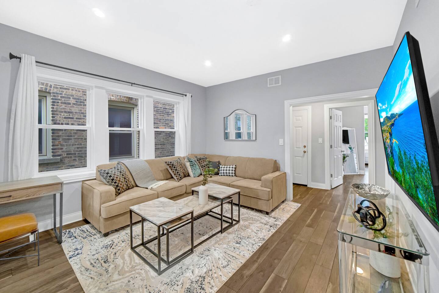 Spacious Haven | 8-Min to Chicago | Sleeps 10