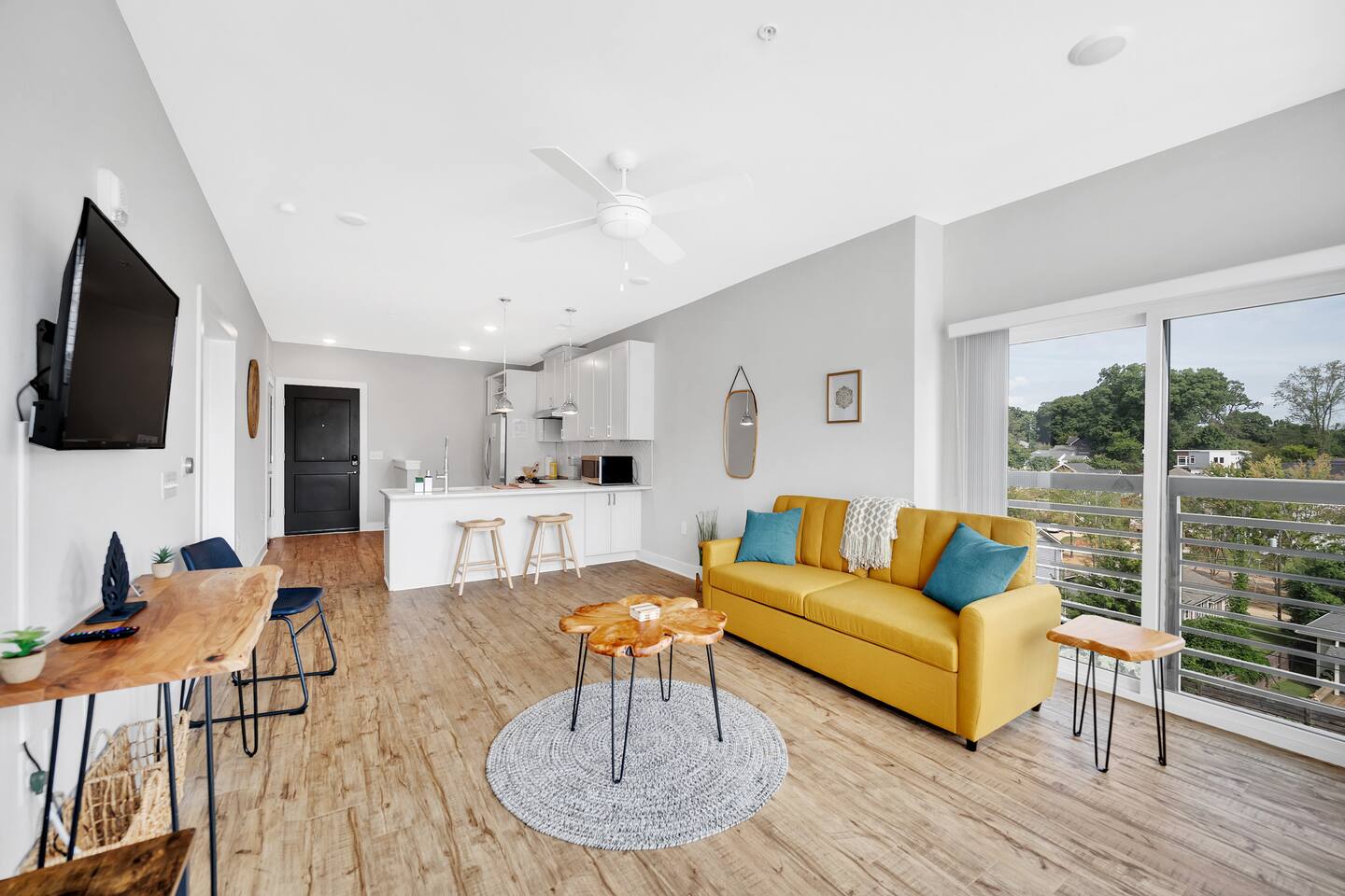 Organic Modern ~ King Bed ~ In Plaza Midwood