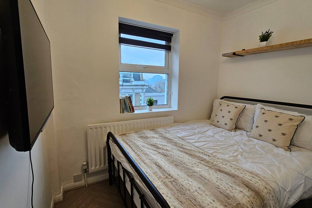 Renovated En-suite Room 31 - Camberwell