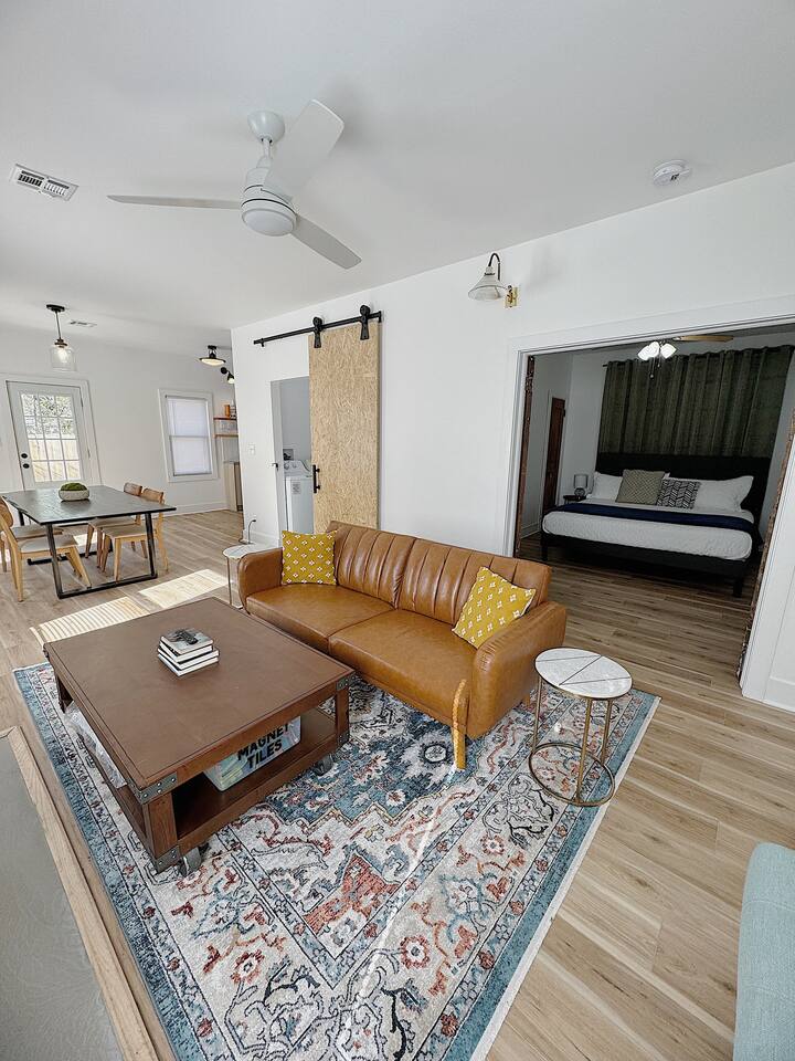 Newly Renovated W/ Large Walk-in Shower + W/D