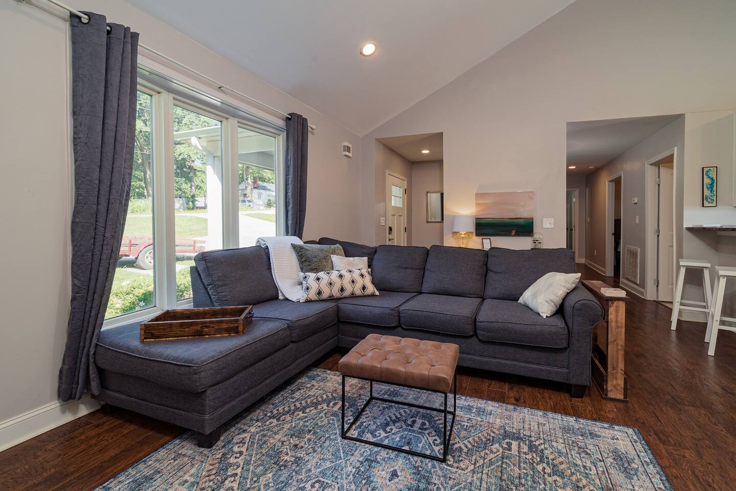 Serene 3BR Near Downtown, Fenced Yard, Pets OK