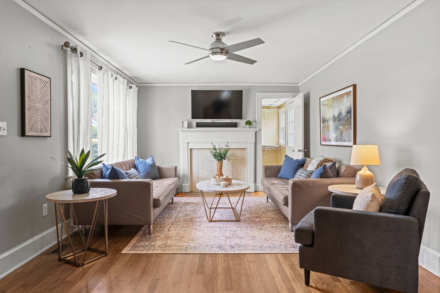 Cozy 2BR Near Furman & Downtown, Fenced Yard