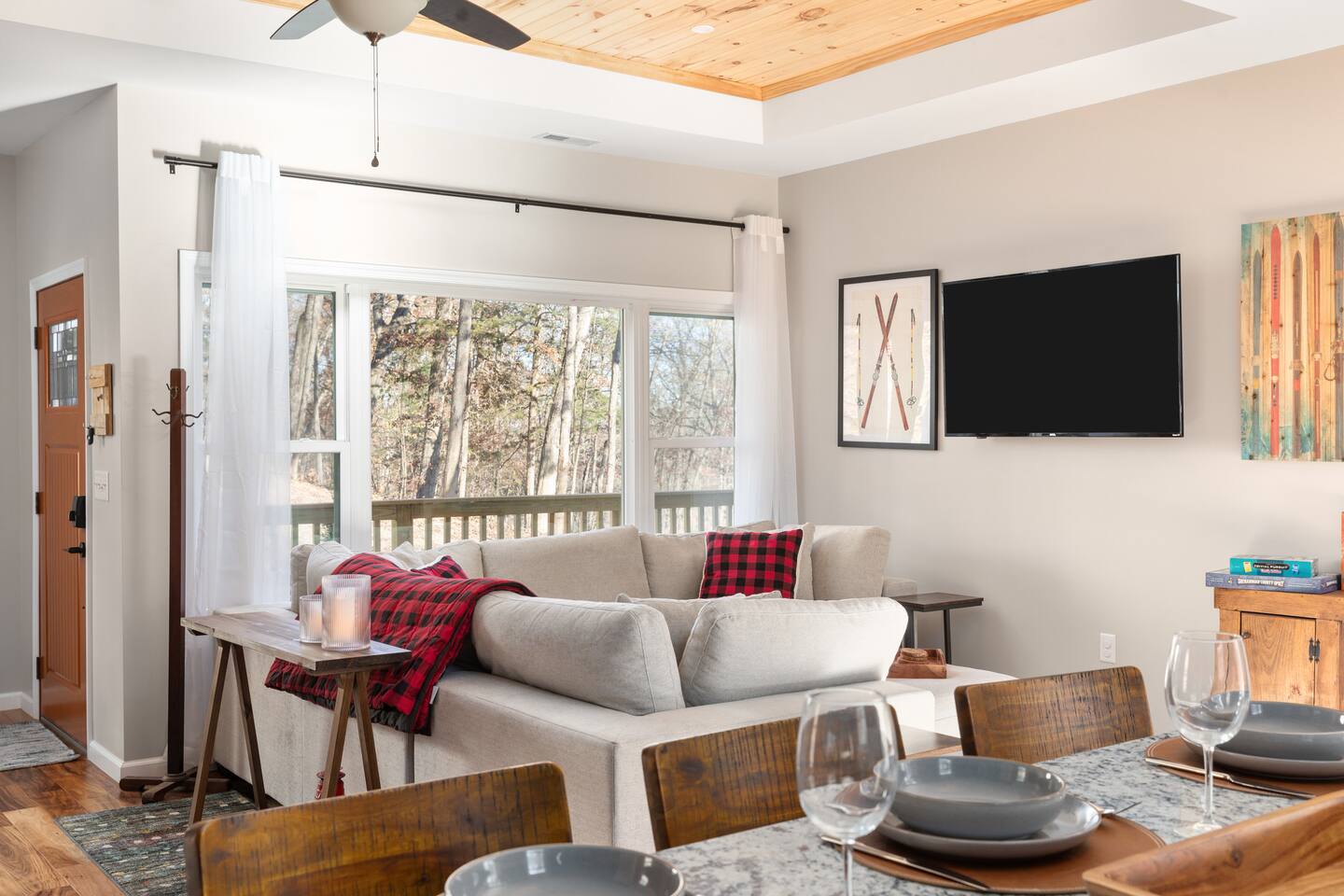 Cozy Mountain Home|Free Resort Passes|Game Room