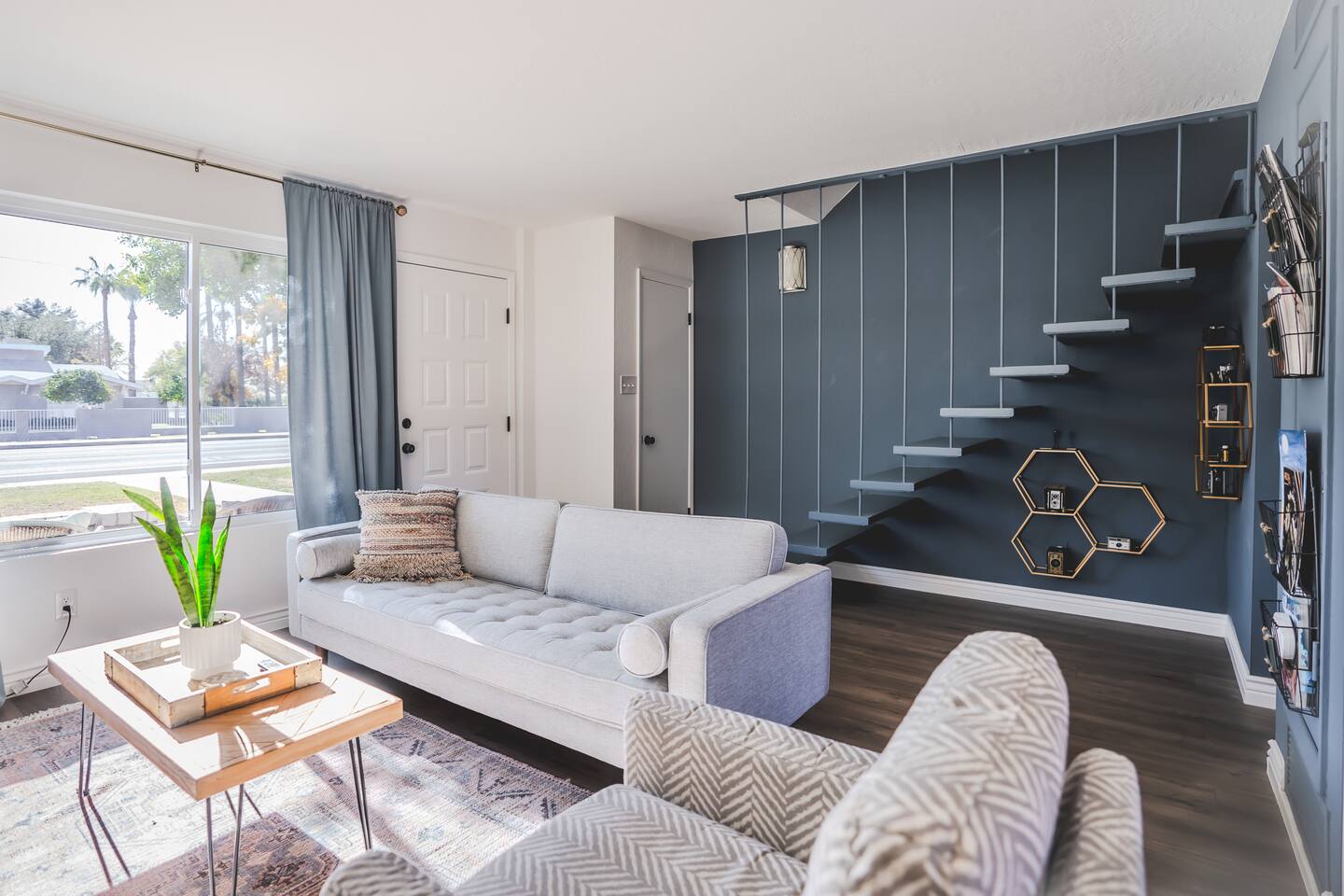 Retro-Chic Escape | Near Hikes, Art & Airport