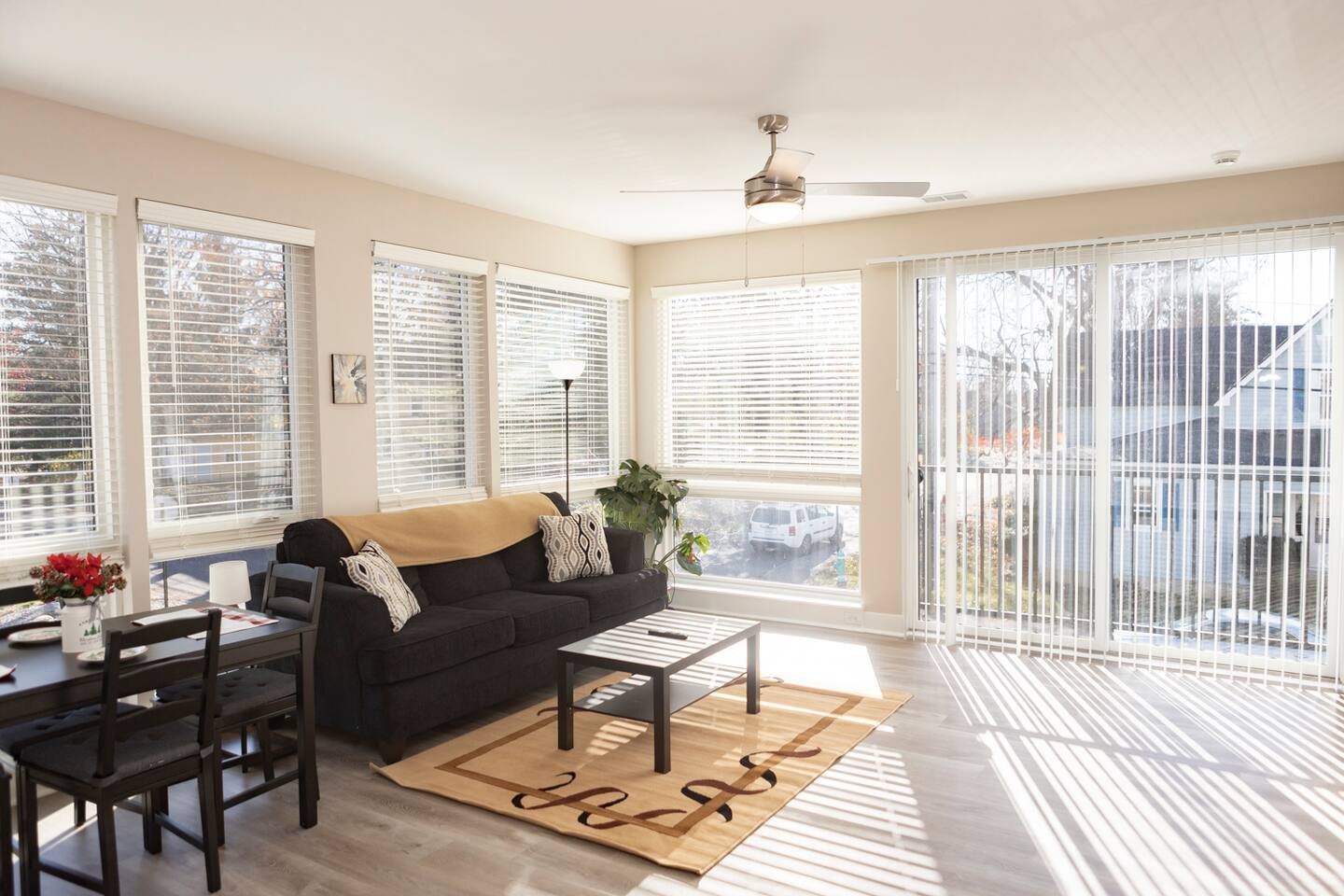 Broad Ripple's Best Kept Secret 2BR w/ FreeParking