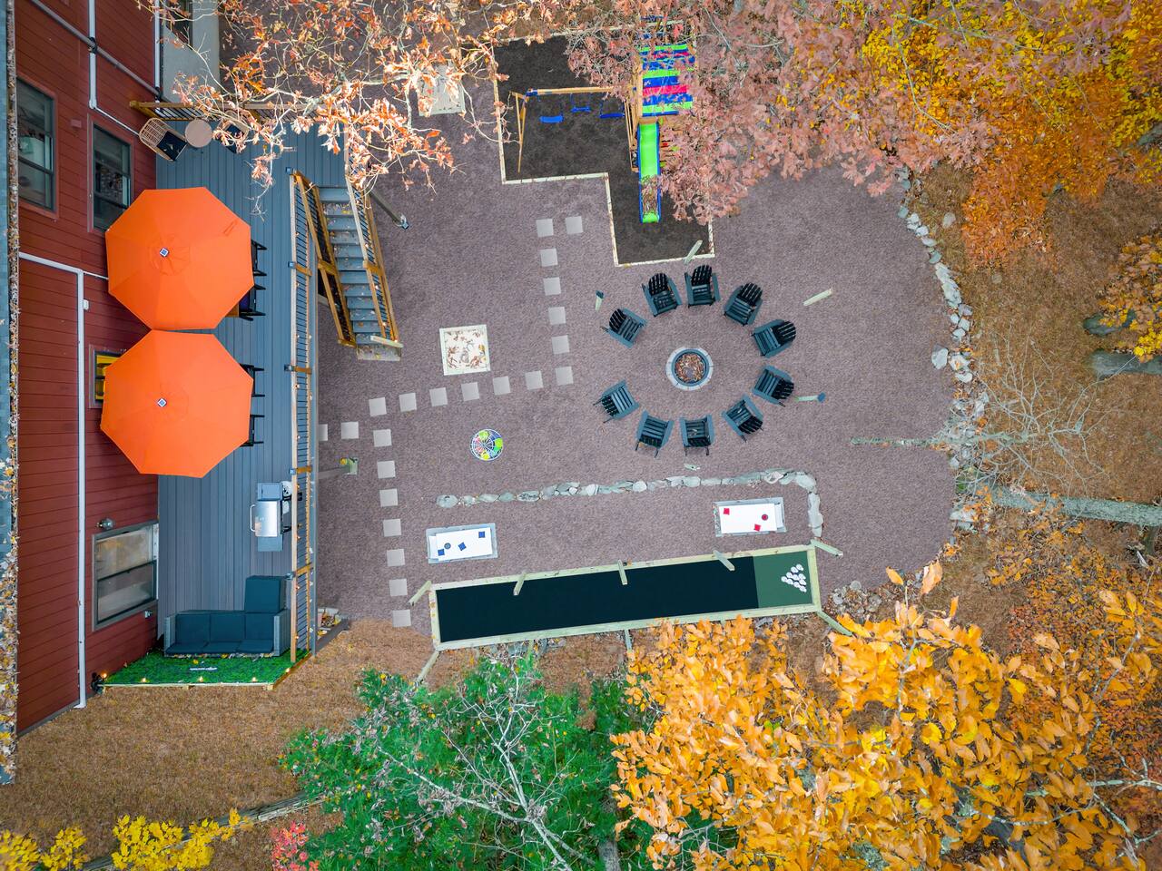 15 Min to Ski Resorts Hot Tub, Bowling,Jungle Gym+