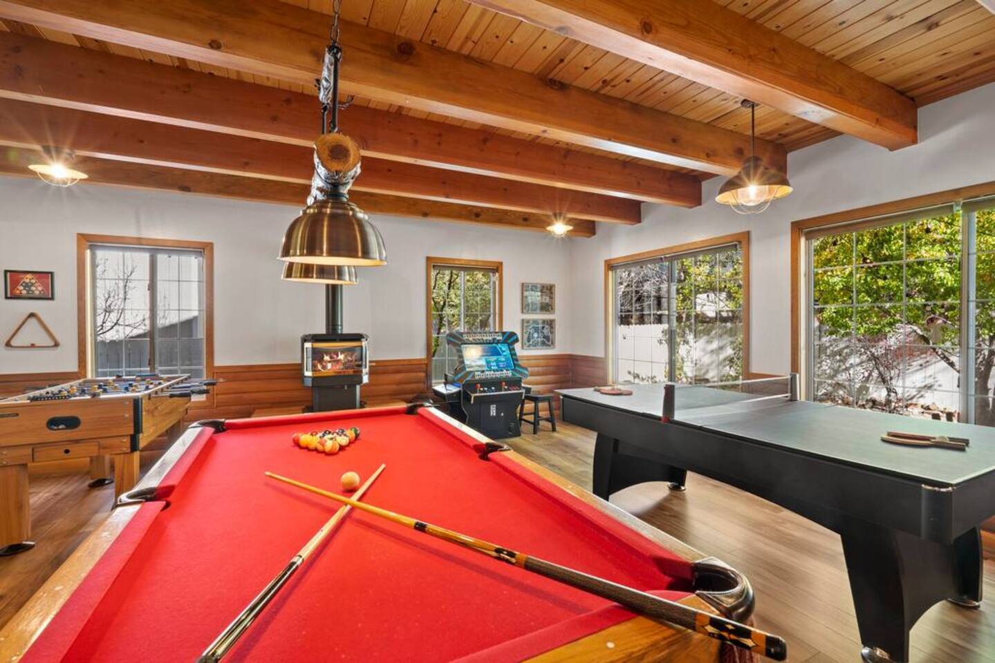 Big Bear Lake Sleep 16/ XL Game Room/ EV Charger