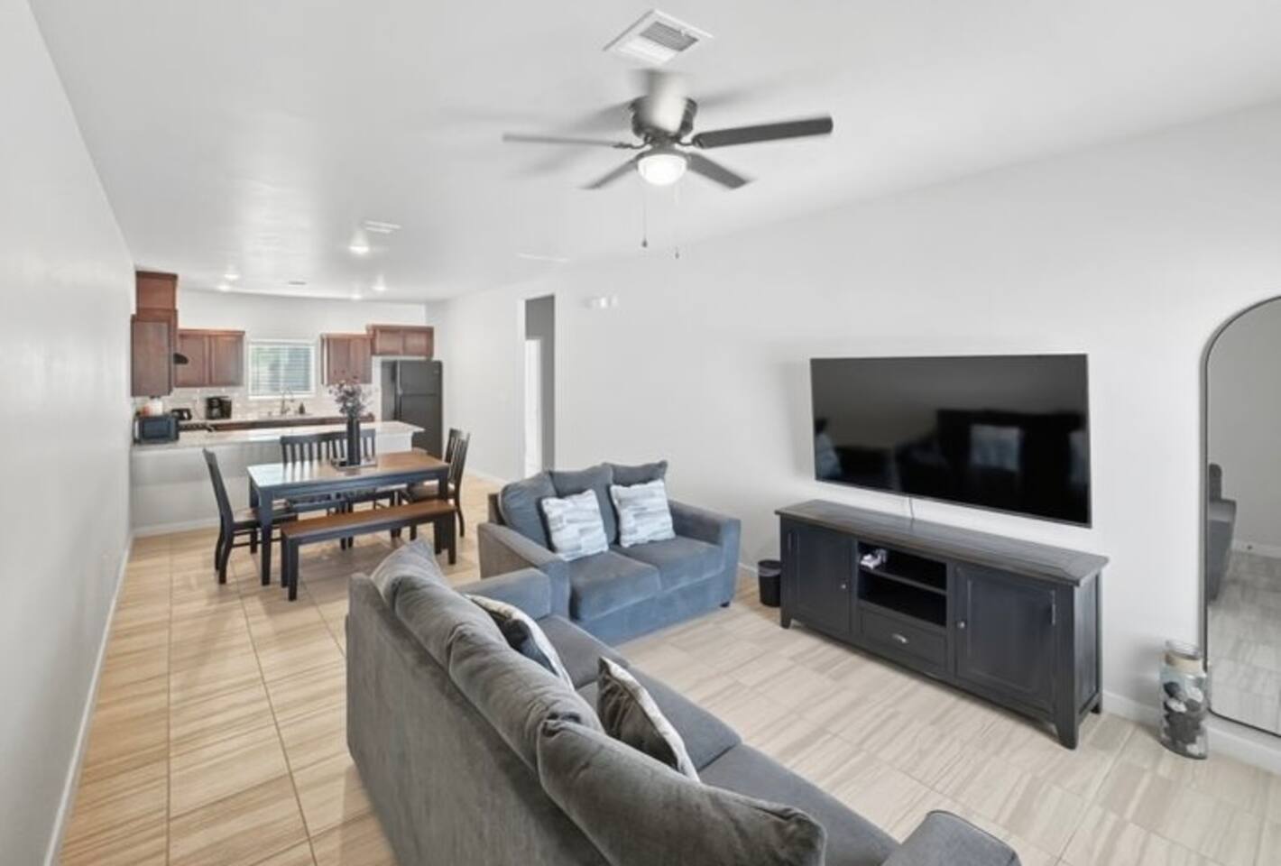 5 min to ft bliss| 2bd2ba|modern chill
