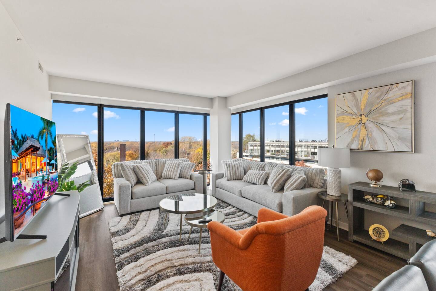 "Hope of Evanston" 2BDR/2BTH