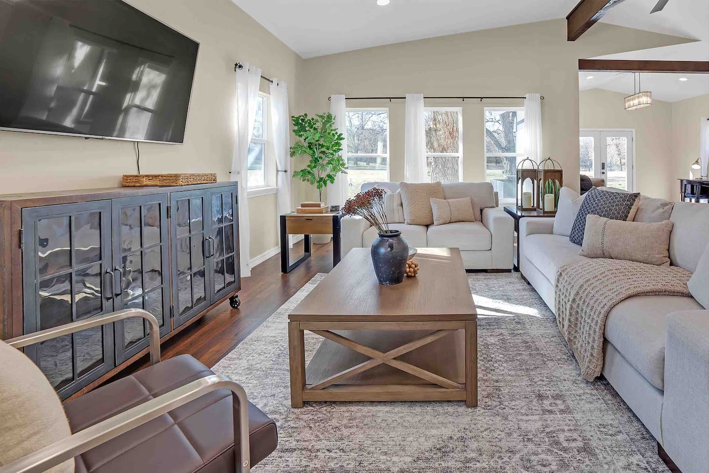 Pine Valley Lodge | Tranquil Nature Retreat