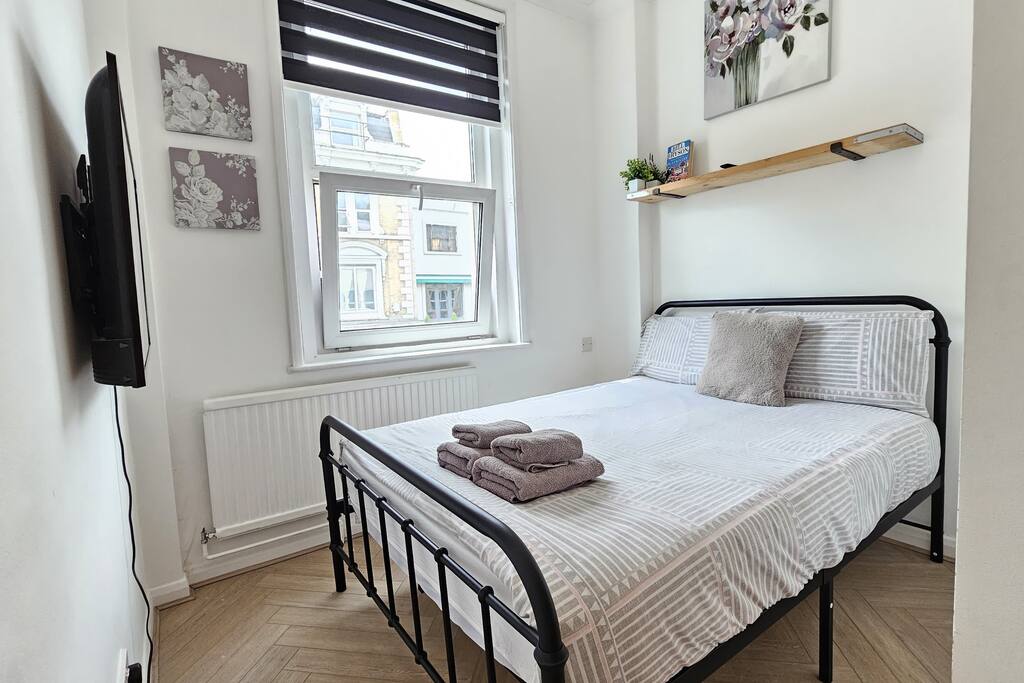 Renovated En-suite Room 11 - Camberwell