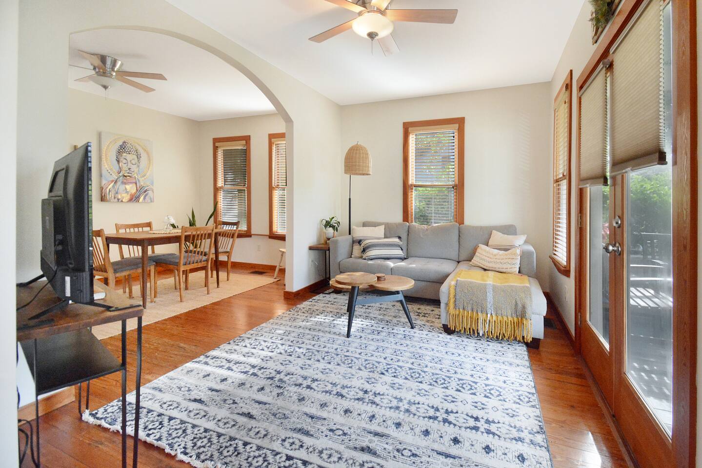 Downton Abbottry 2/2 - 5 Min Walk To City Gates - Apartment