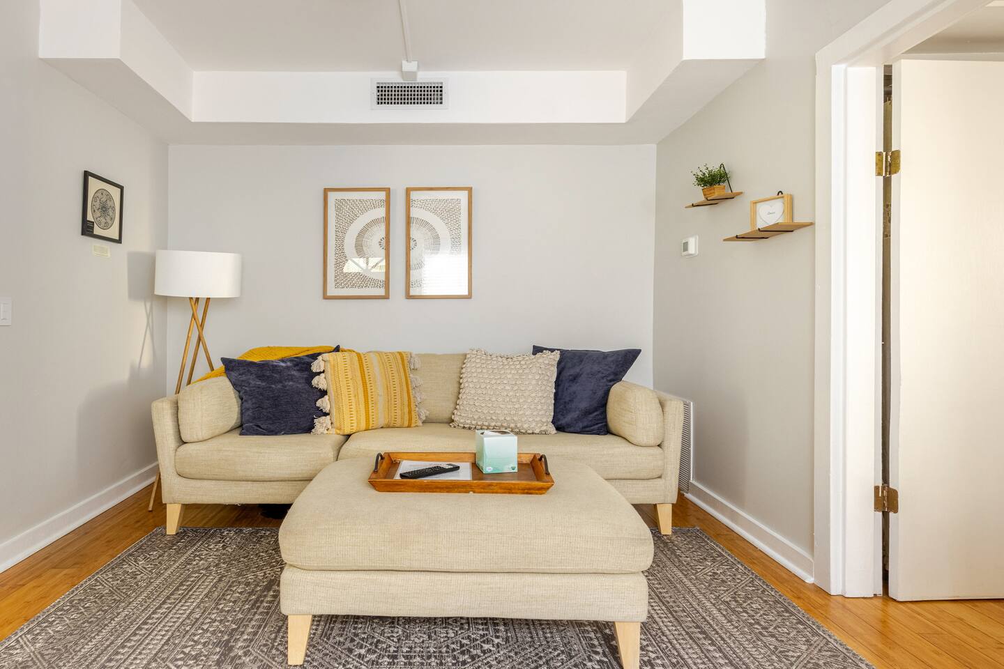 lil’ Abbottry - 1/1 Apt downtown StA - Apartment