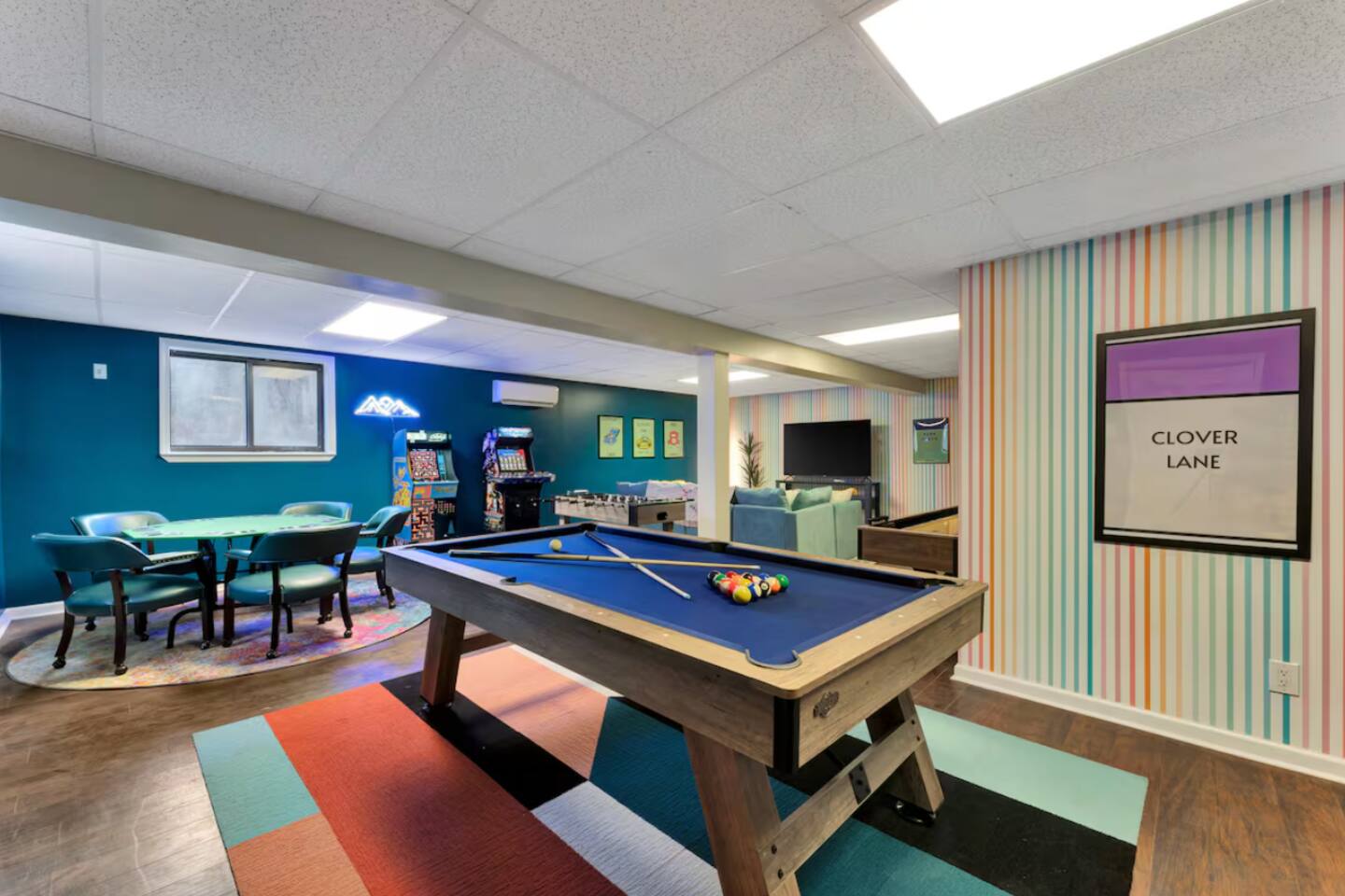 5BR Game Room, Hot Tub, Fire Pit + Lake Access