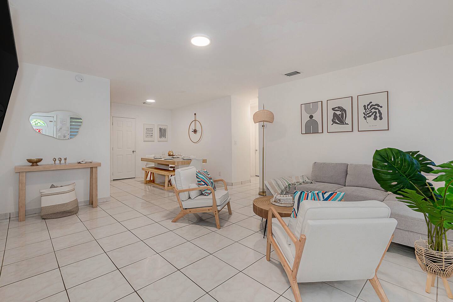 Charming home 12min to the Beach