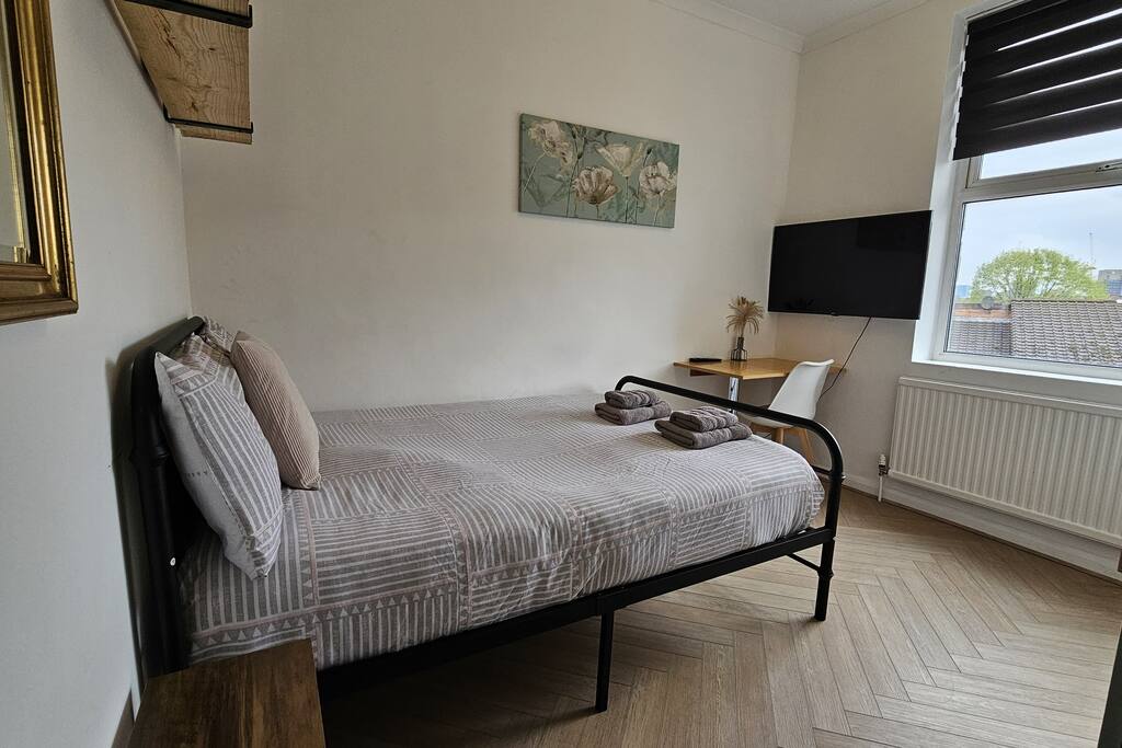 Newly renovated Studio 23