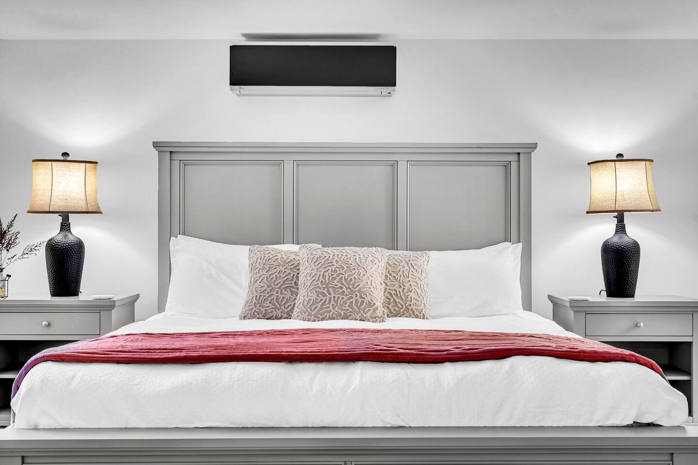 Mins to Dock Square | KingBed | BeachGear | DogsOK