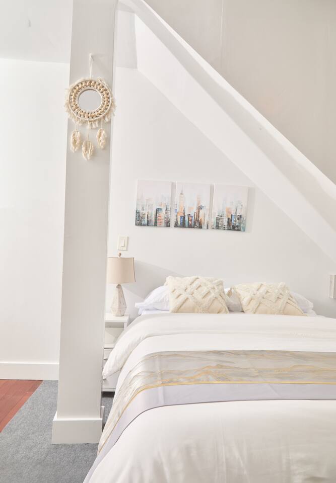 Private Loft in Hells Kitchen near Times Square