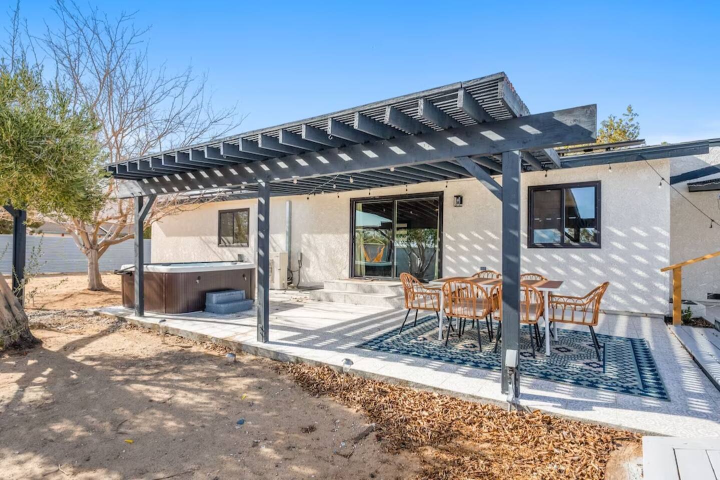 6 min to JTNP - Hot Tub - Pets OK - Mini Golf! New