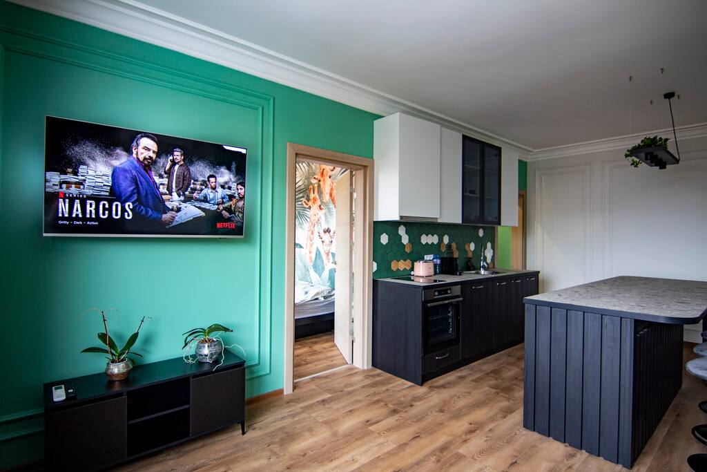 Jungle apartment in the center + Free parking