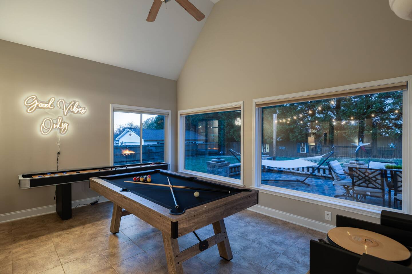 Central Location; Spacious; Game room & Sleeps 12!