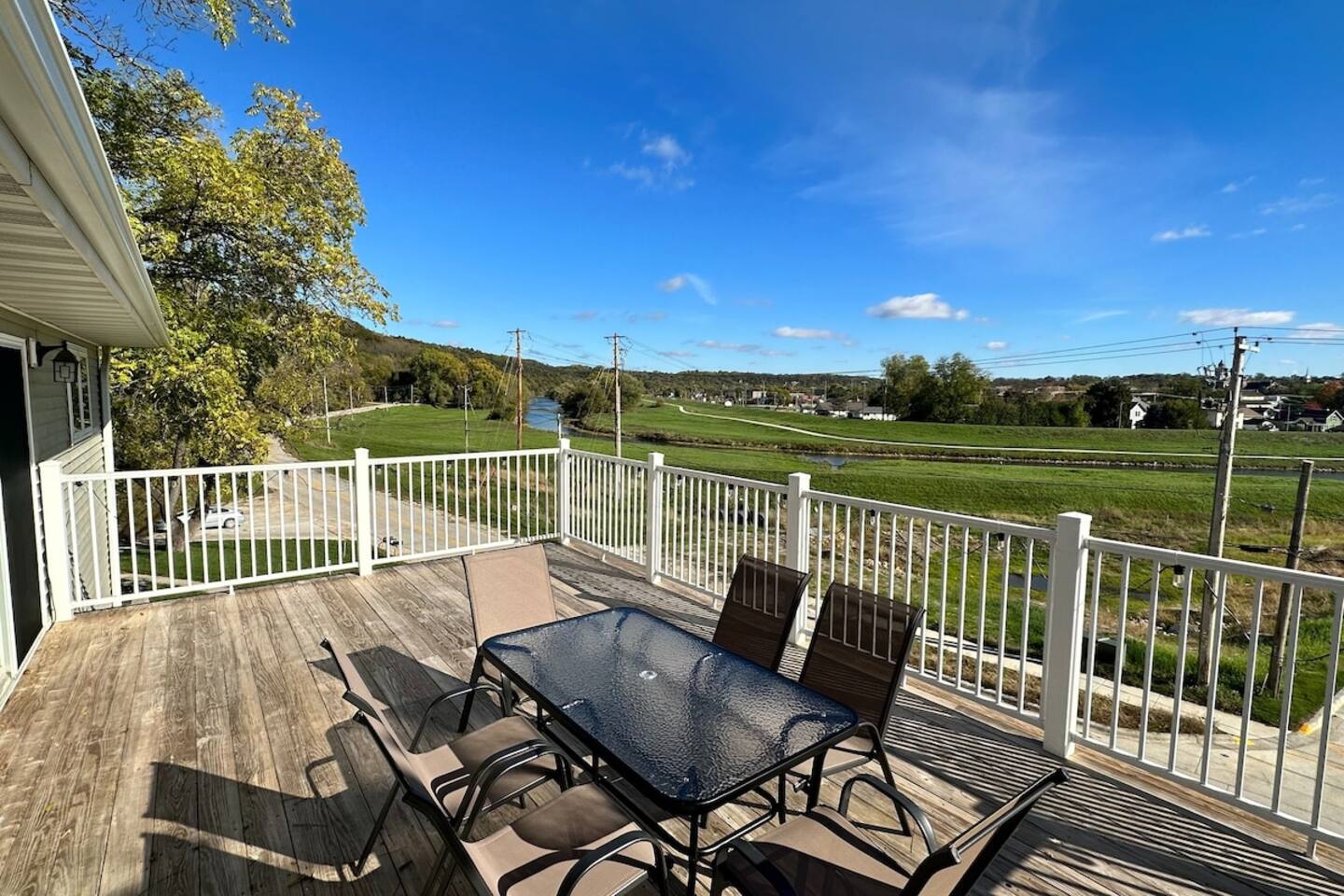 "New Heights" - Queen & the Kids