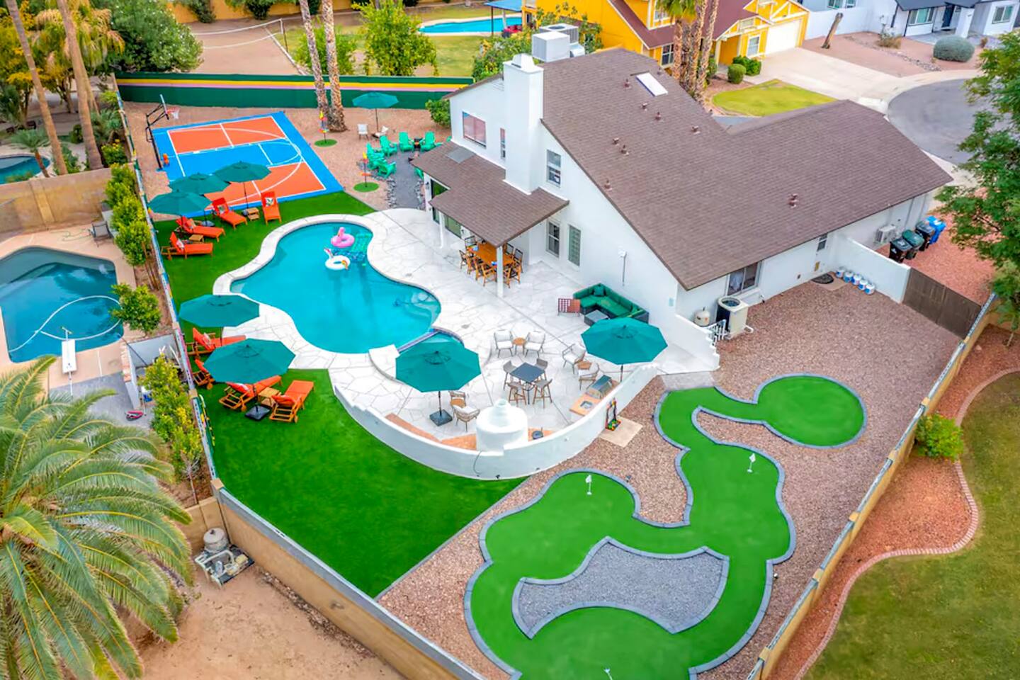 Basketball, Pickleball, Golf, Heated Pool, Hot Tub