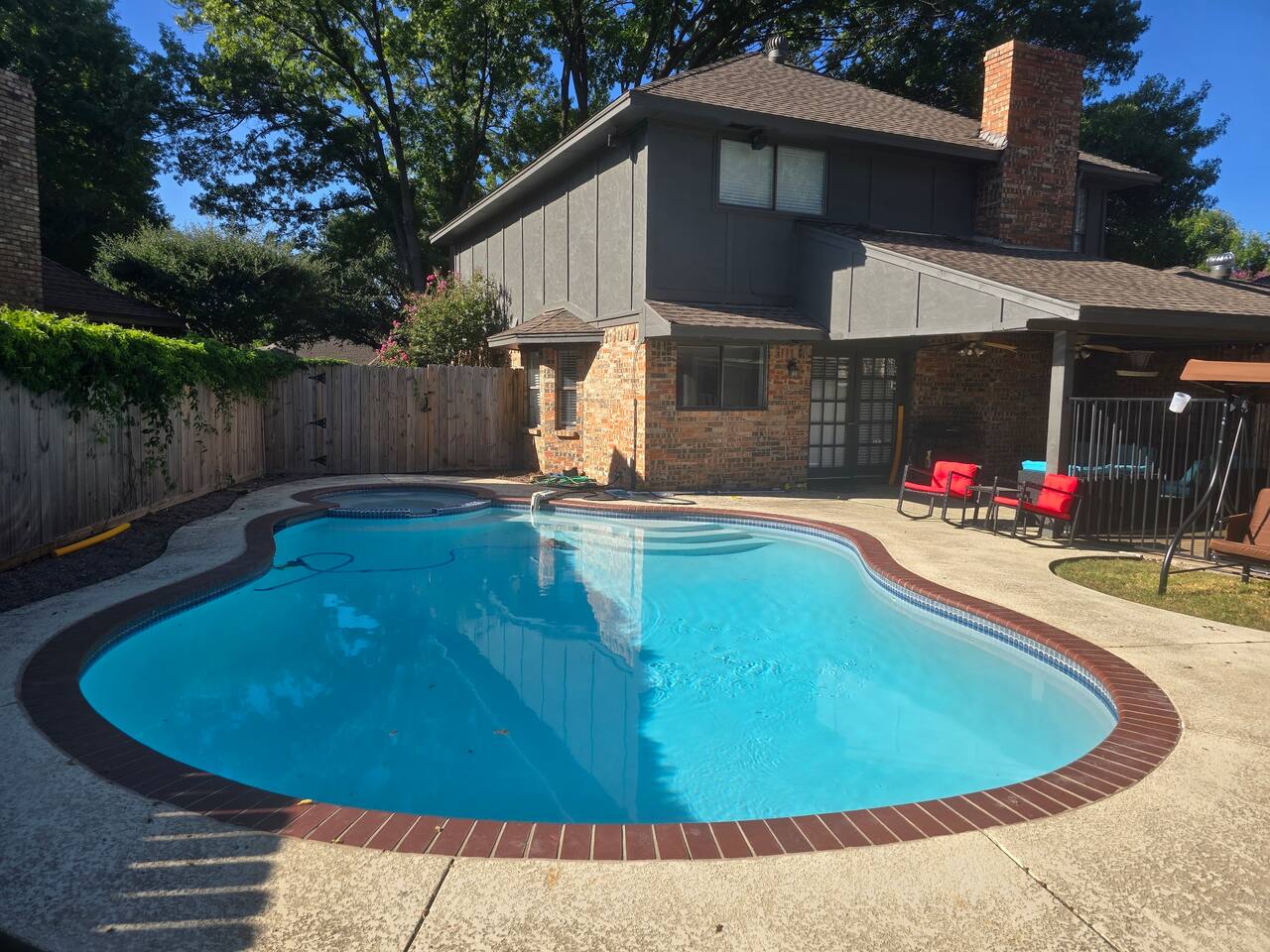 Pool & hot SPA & 5 bedroom 3 full bath