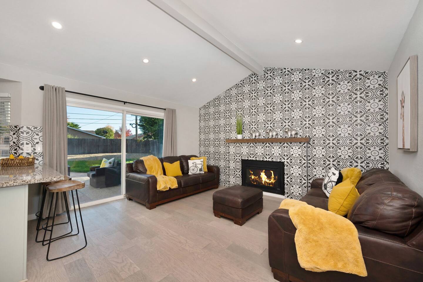 Luxury 4BR Rancho House w/ Pool & Gazebo