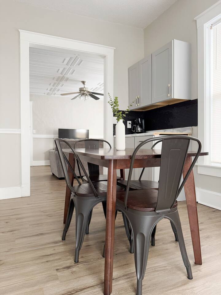 Cherry Street Retreat A | 2BD/1BA Apt near River