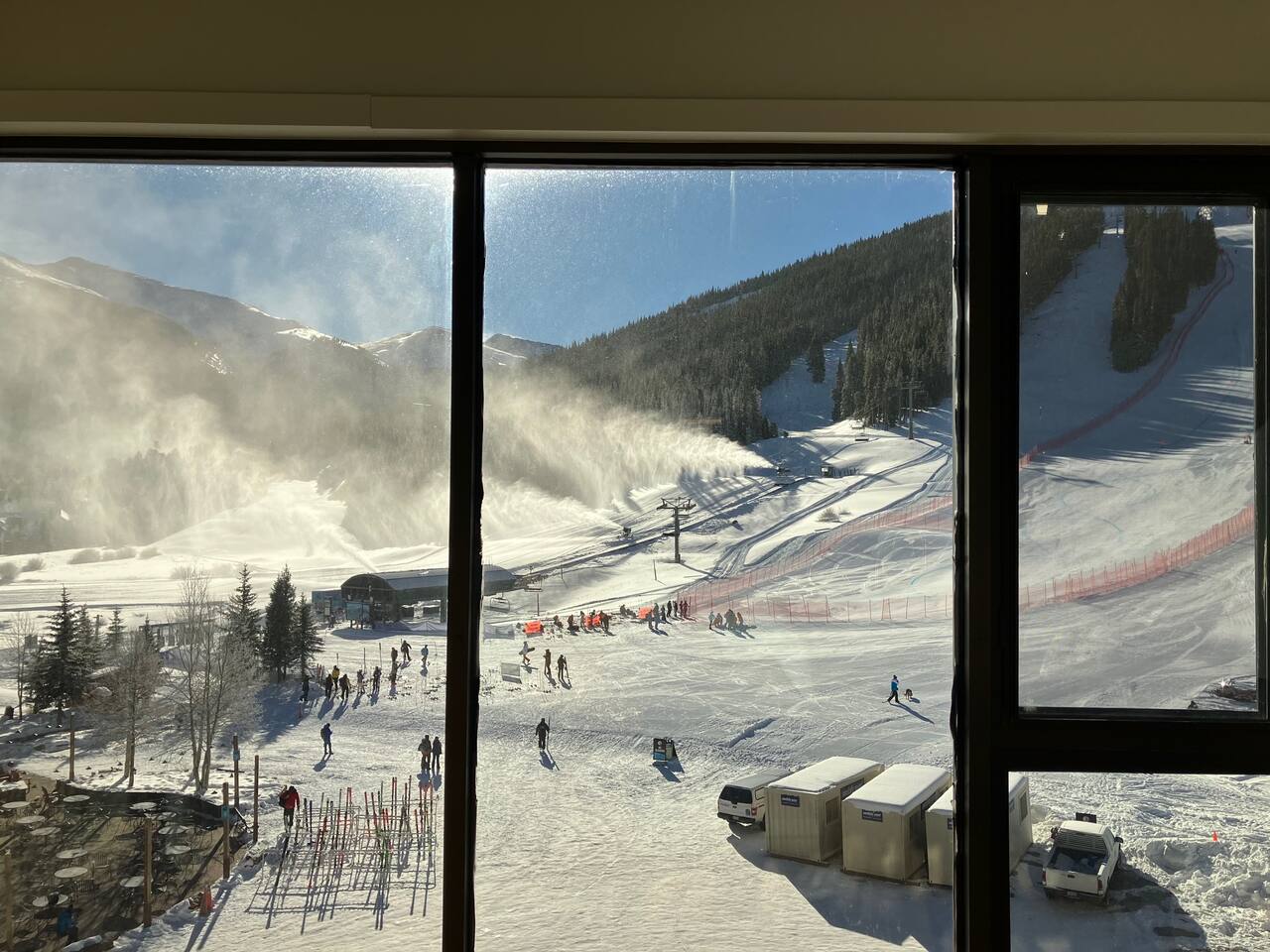 Penthouse. Slopeside. Unreal Views!