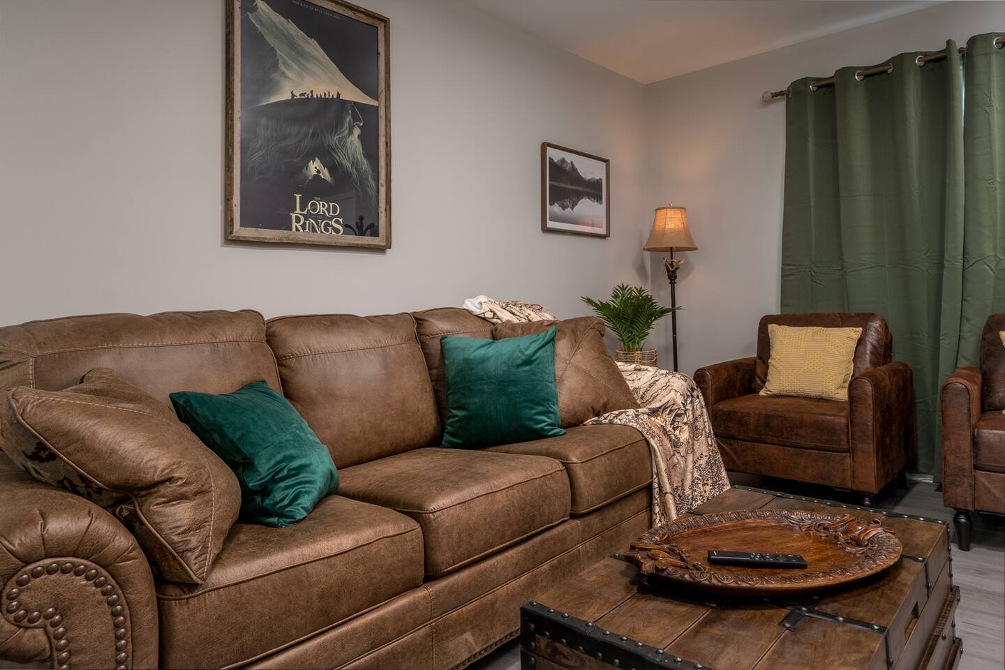 Hobbiton Charm 2 BR Townhouse