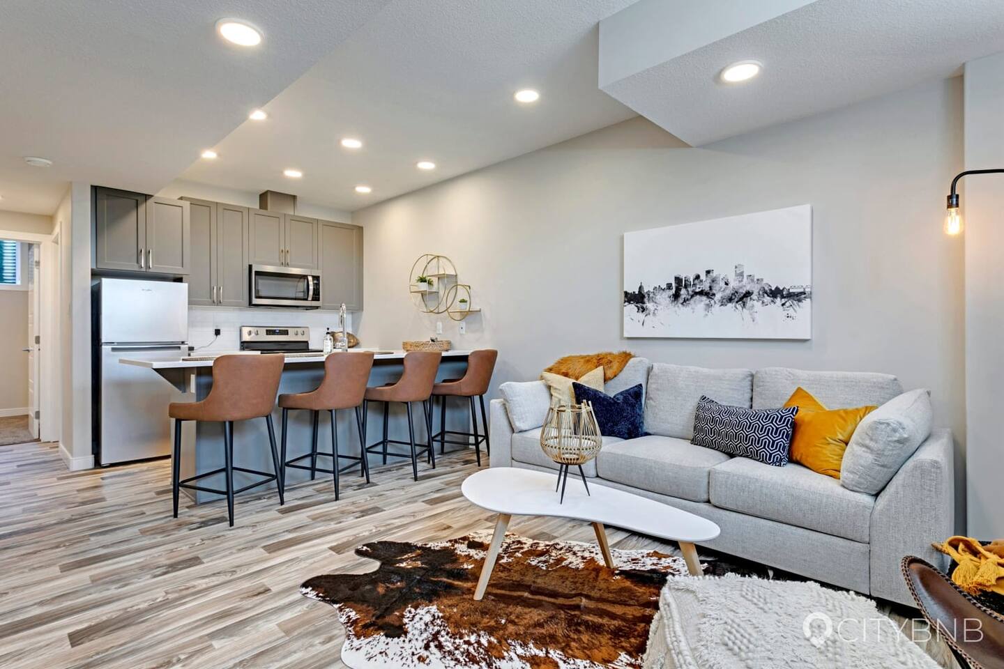 Blatchford | 2 Queen Beds | Dog-Friendly