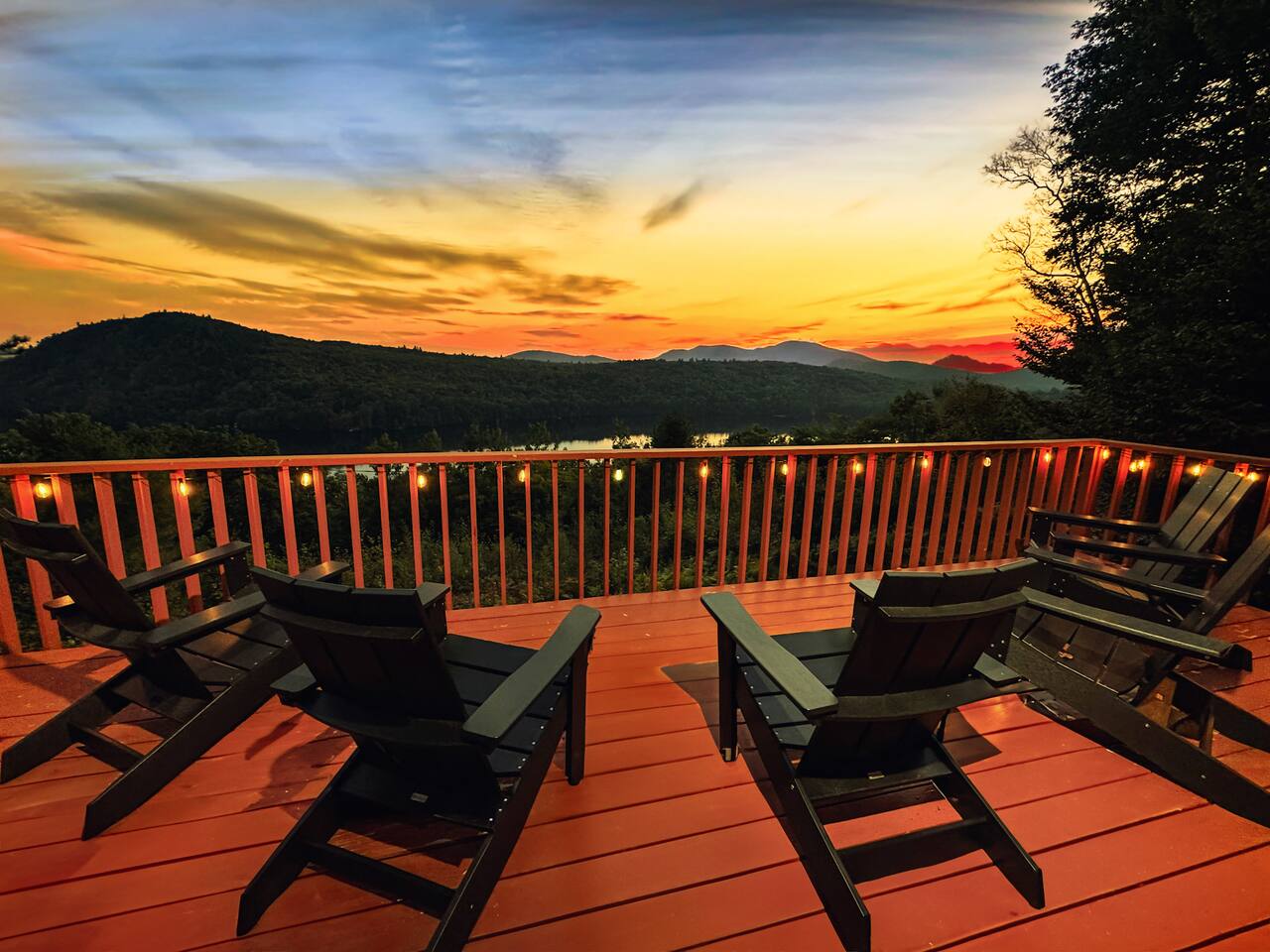 Sunset, Lake and Mtn View, Theater, Hot Tub, Xbox, Close to Sunday River