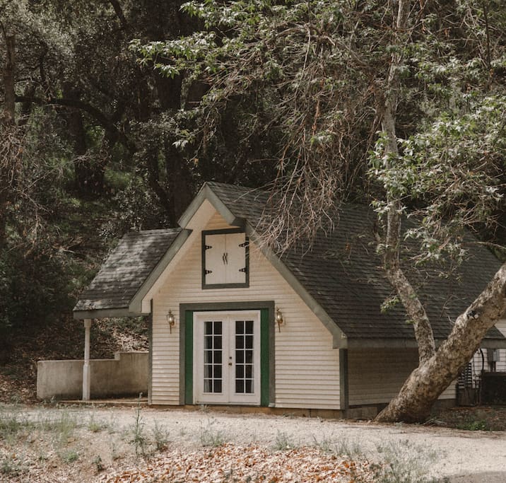 Pine Cone Cottage in Oak Glen