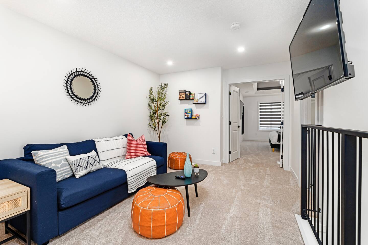 Millwoods | Sleeps 8 • Near Grey Nuns Hospital