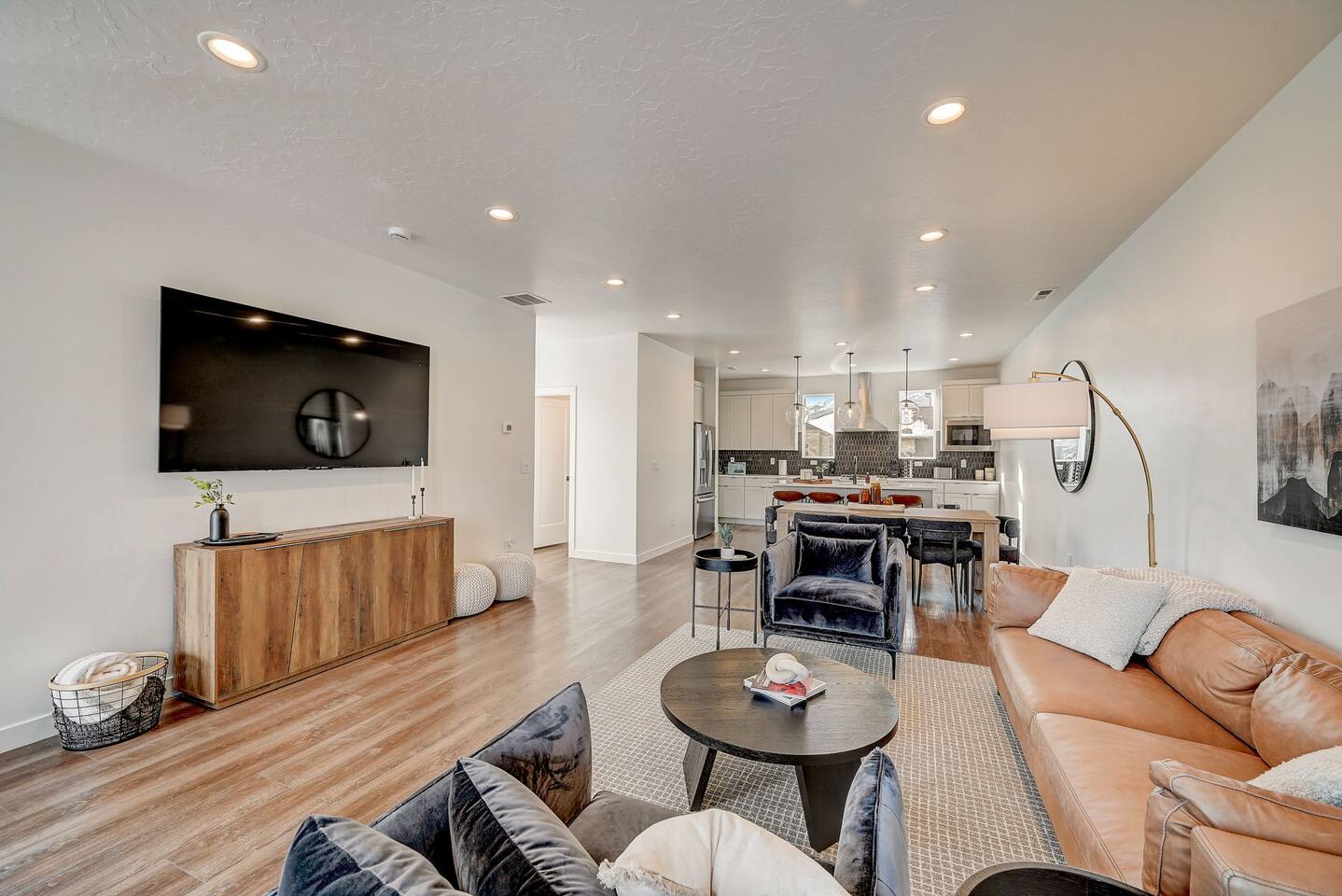 New Lux Mountain Townhome – 12 Min From Snowbasin