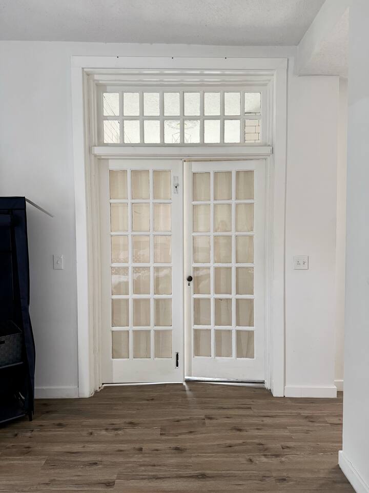 Victorian Holiday Home in Haynes Corner Arts District